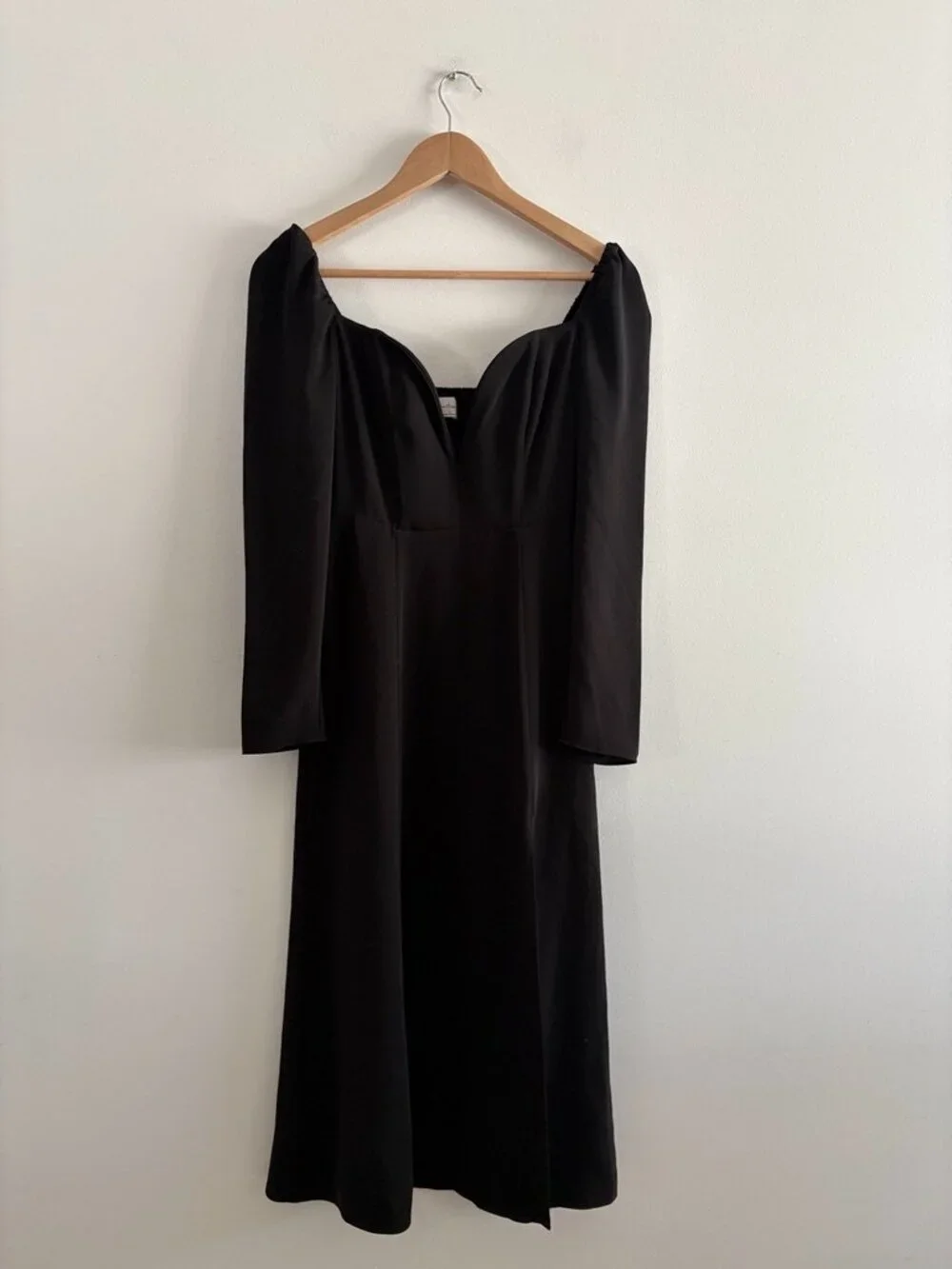 Aritzia Wilfred Corfu Midi Dress Long Puff Sleeve Black Size 2 - Picture 5 of 8